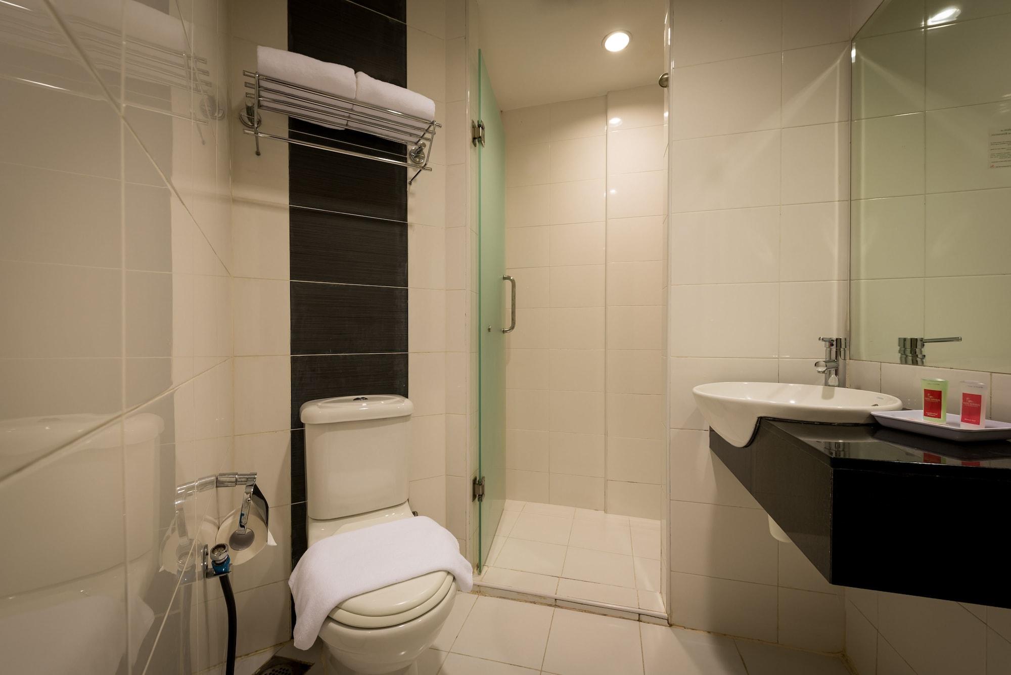 Hotel Sentral Kl @ Kl Sentral Station 3*